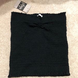 BRAND NEW black tube top pitaya